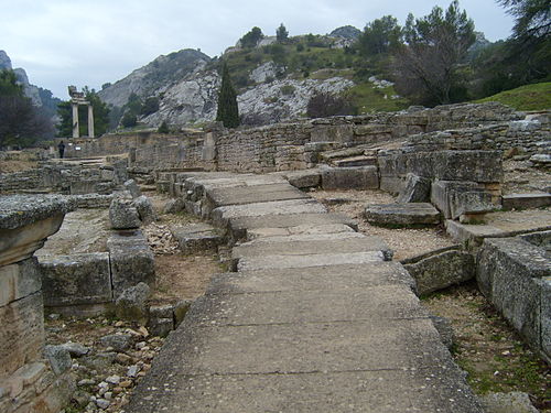 500px-Glanum_Roman_Road